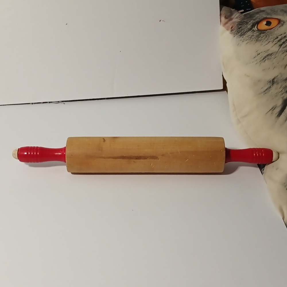 Vintage Rolling Pin with Red Handles Cottagecore Grandmacore Countrycore